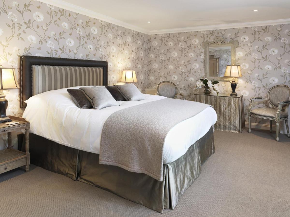The Crown Inn Пітерборо Номер фото
